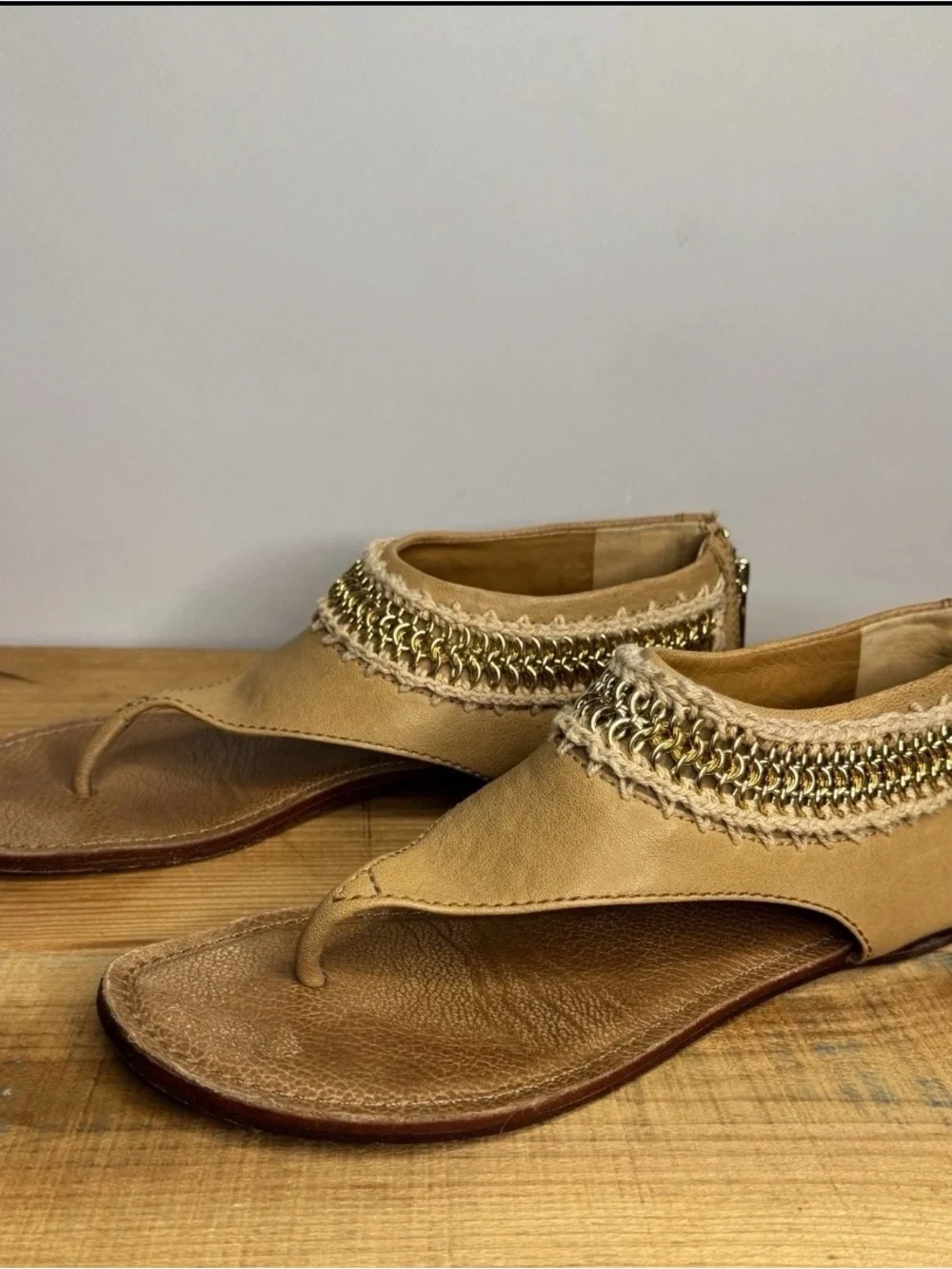 Tory Burch Selma Ankle Wrap Thong Sandals Tan Leather Gold Chain Women's 7.5